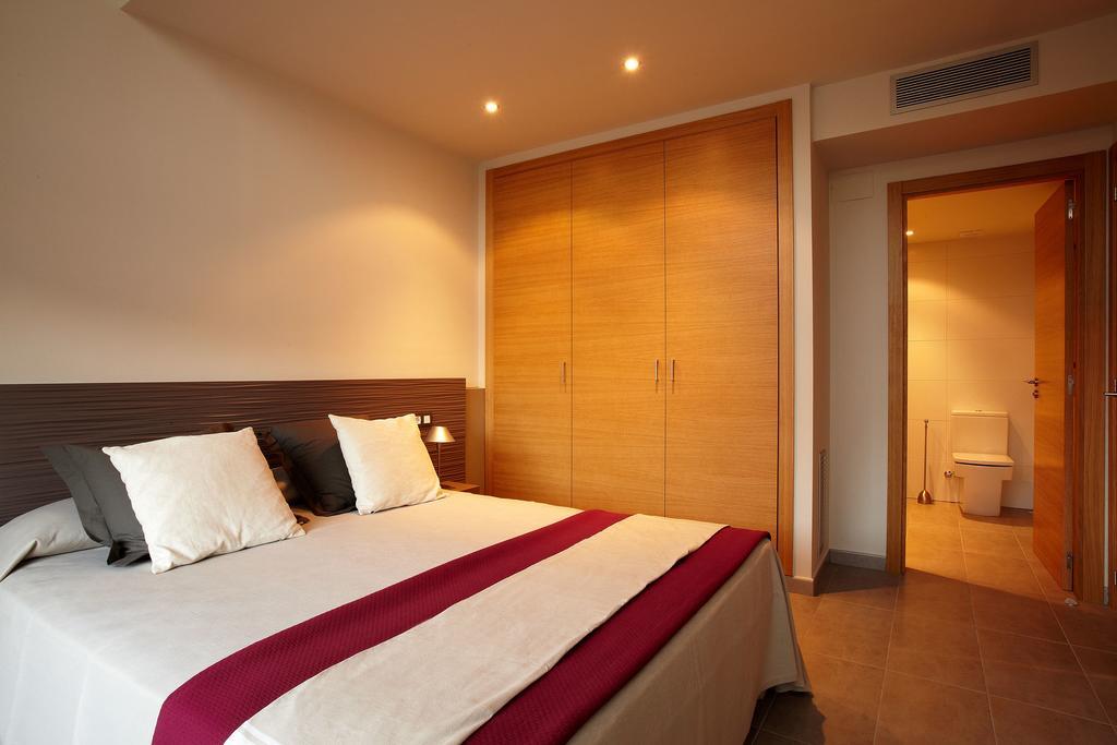Apartaments Terraza Figueres Figueres  Exteriör bild