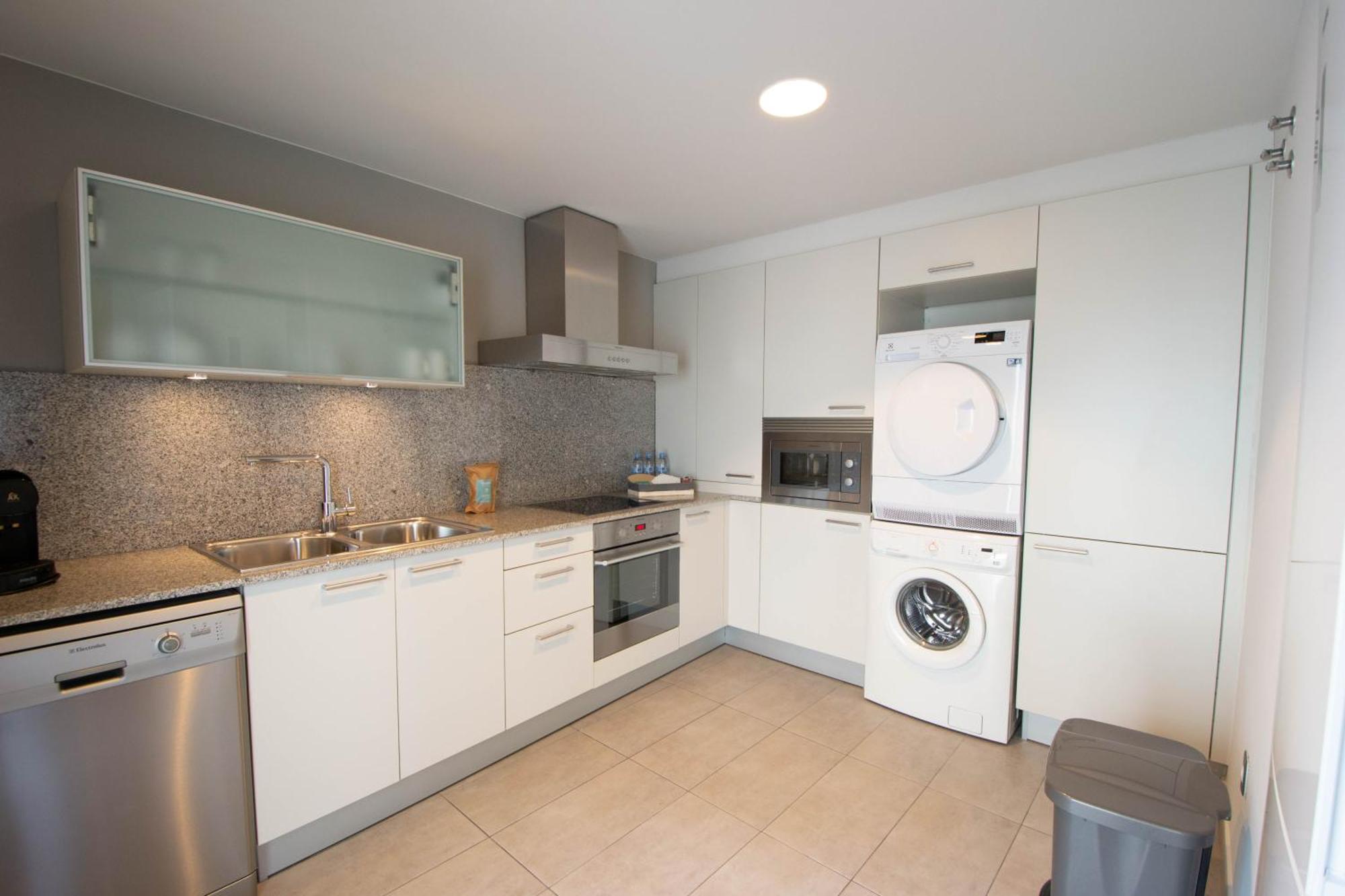 Apartaments Terraza Figueres Figueres  Exteriör bild